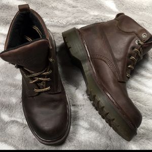 Dr Martens Brown leather hiking work boot 7